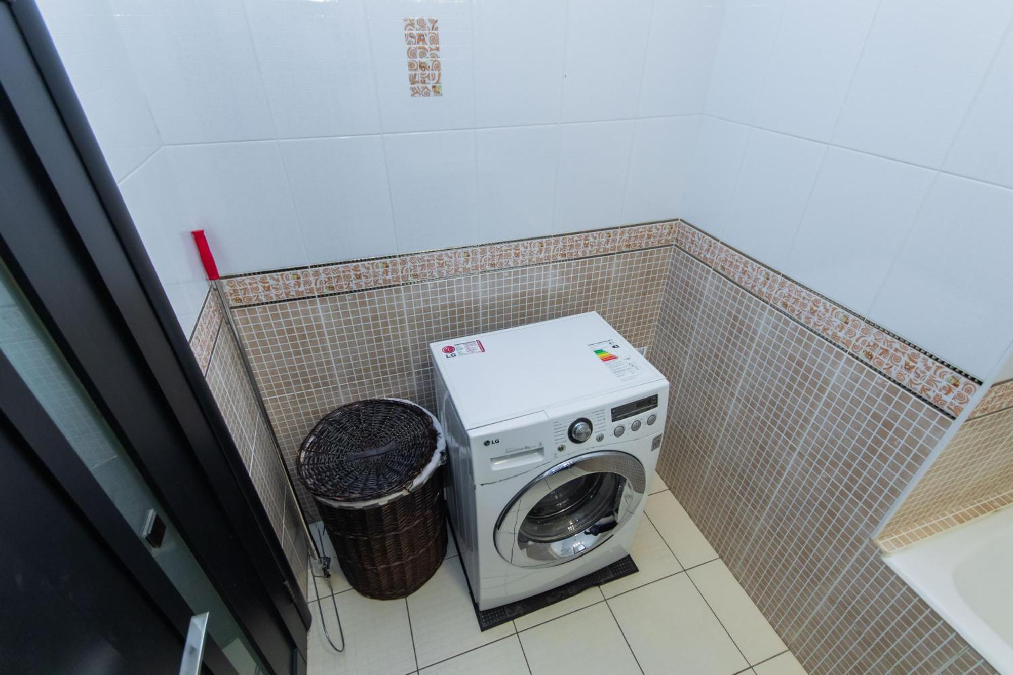 Hotel Seven Wysznewe Zewnętrze zdjęcie